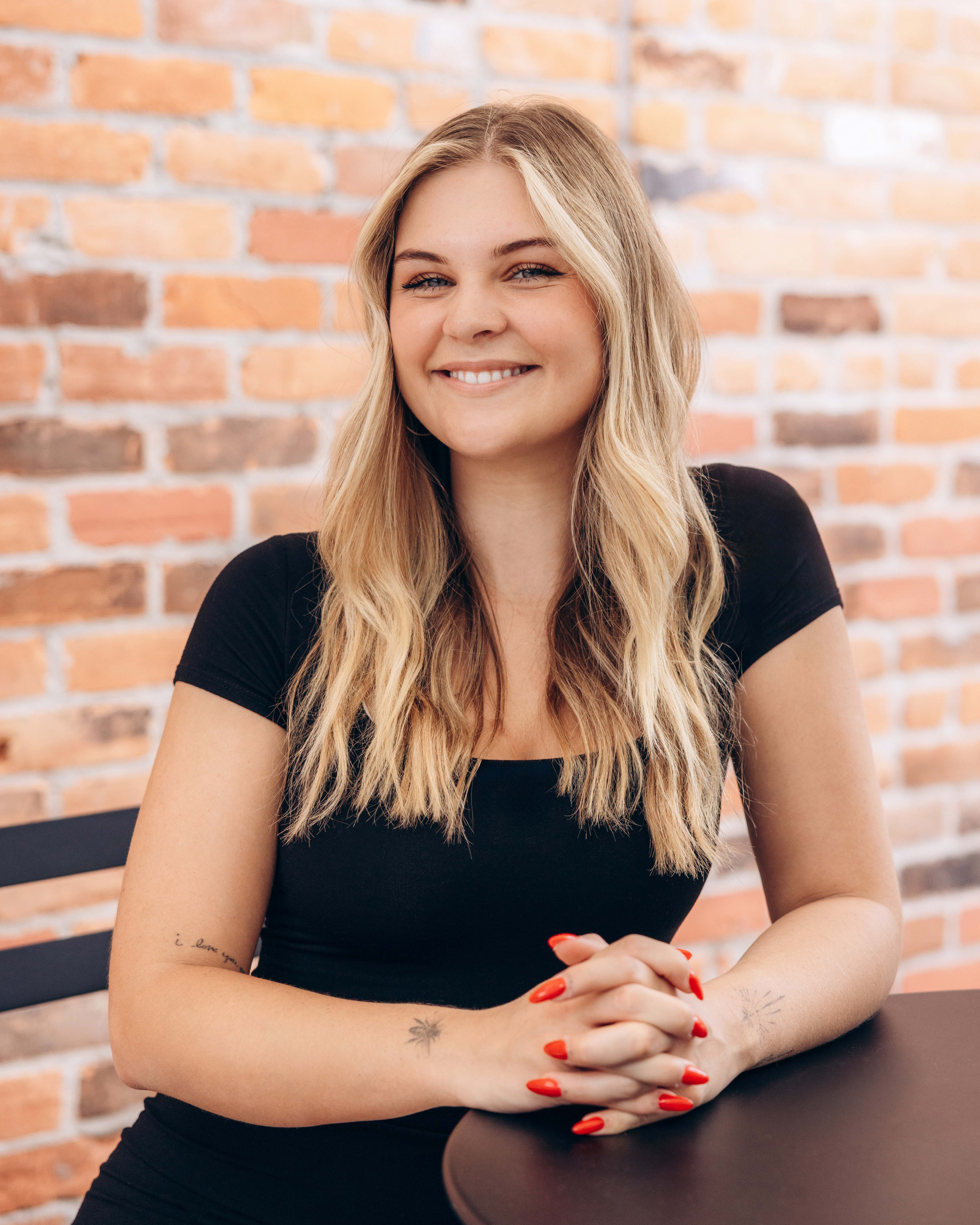 Bella Hofland